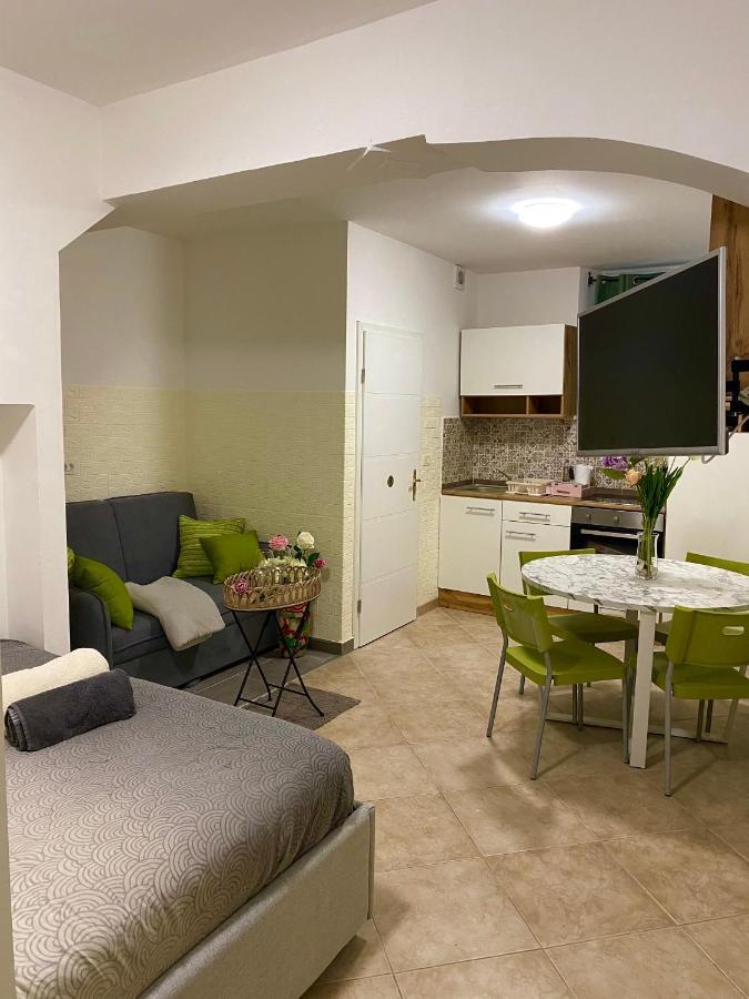 Studio Apartma Sara Piran Exterior foto
